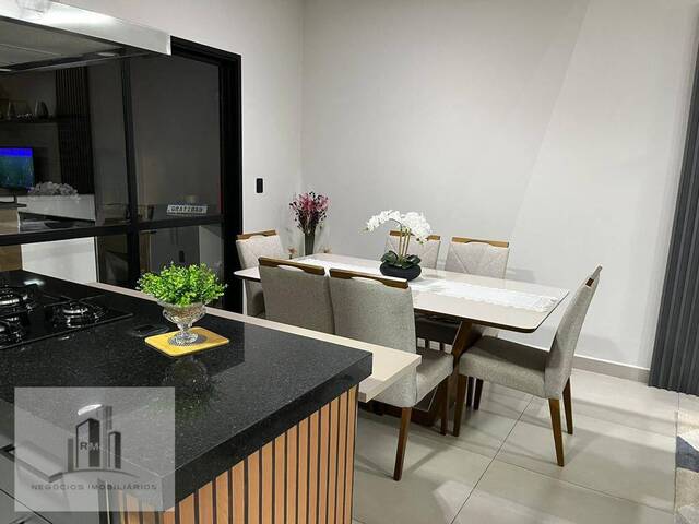 Sobrado para Venda em Sorocaba - 5