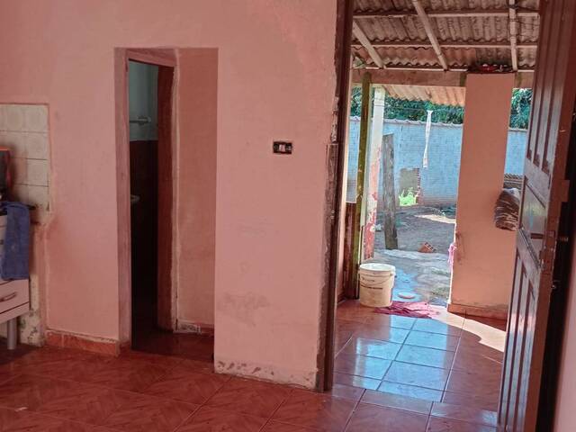 Casa para Venda em Angatuba - 4